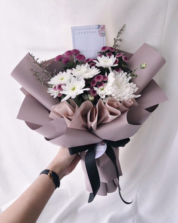 8 Non-traditional Flowers for Valentine's Day Chrysanthemum