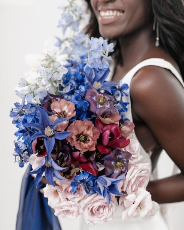 20 Beautiful Blue Bouquets Ombre Bouquet
