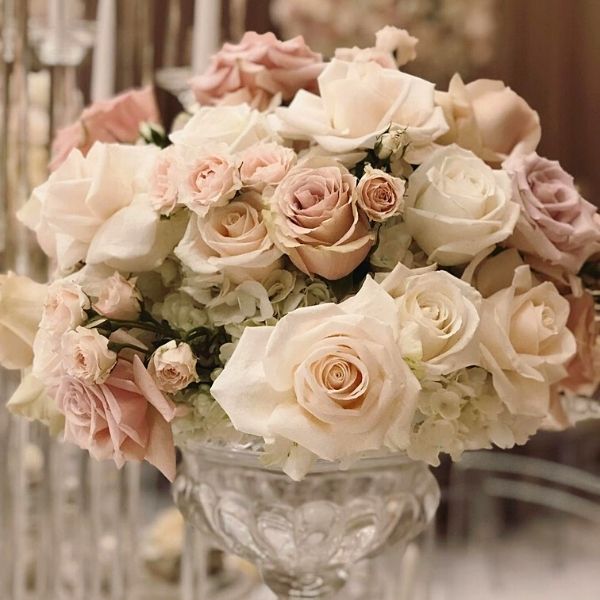 7 stunning nude colored roses- on Thursd 