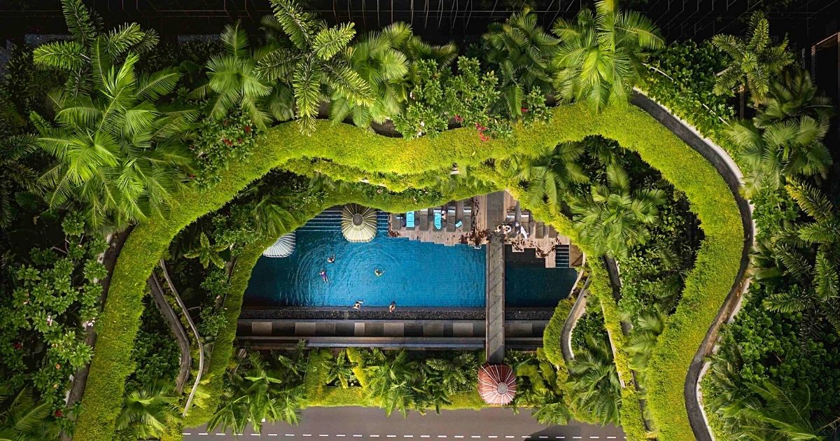 Singapore Biophilic Hotel Design-  on Thursd 