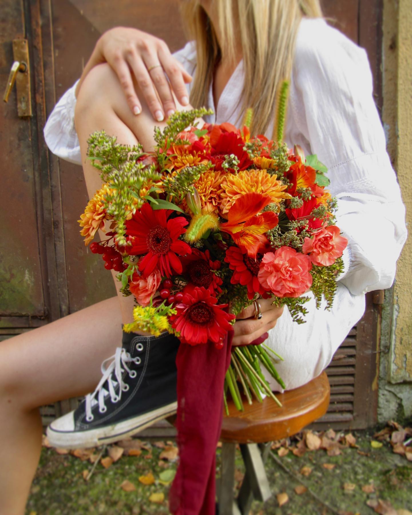 How to choose the best flowers for a date - red bouquet