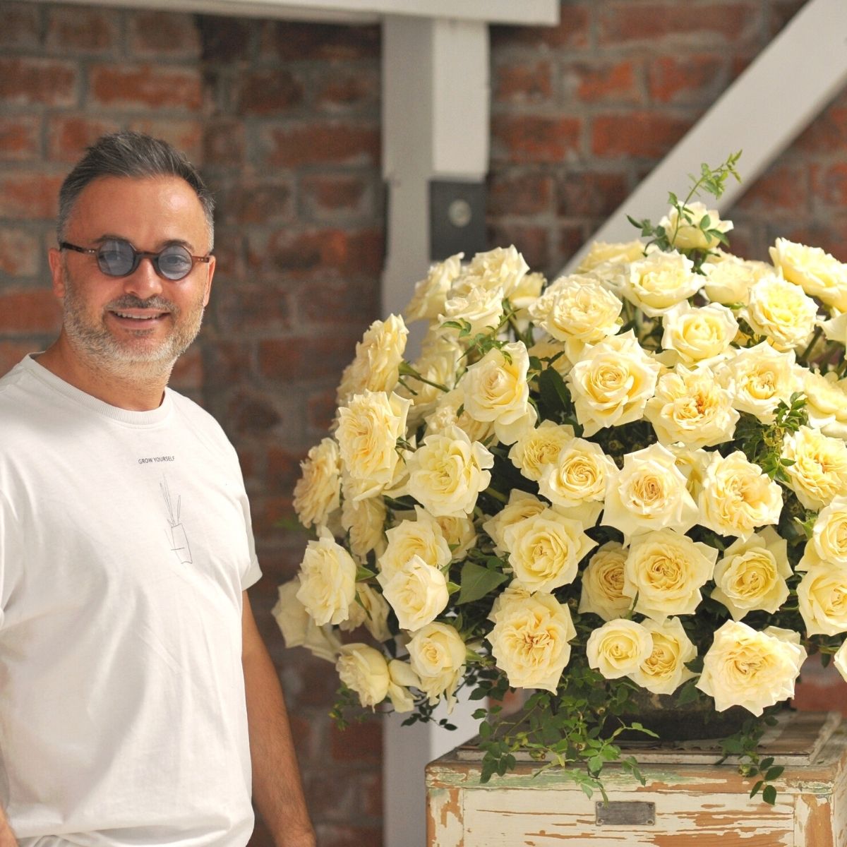 Nicu Bocancea Floral Artist- on Thursd 