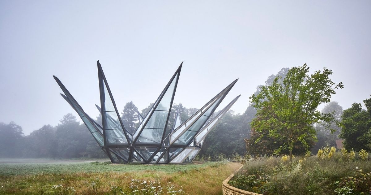  Heatherwick's jewel like plant glasshouse opening like a flower- on Thursd