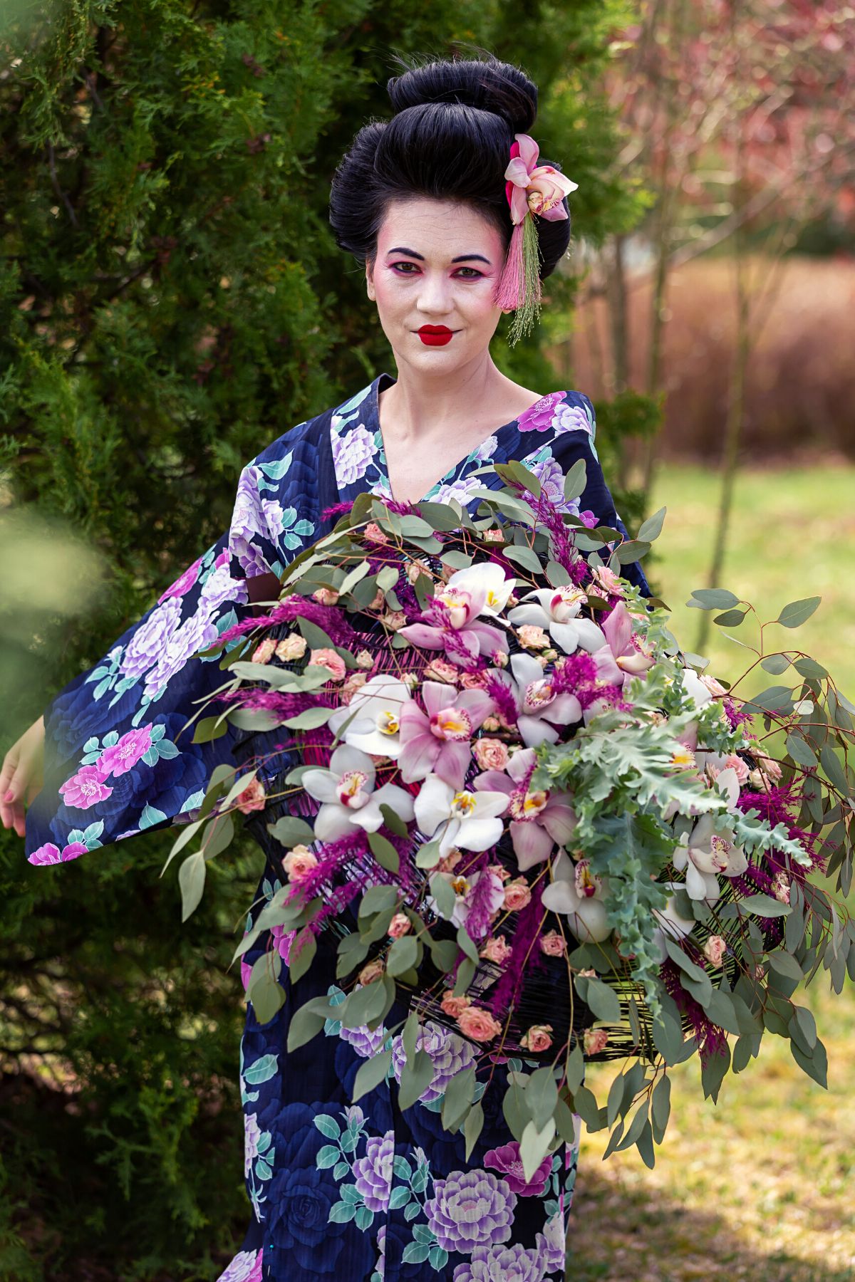 Geisha Adorned With a Flowered Umbrella and Floral Hair Jewelry - Blog o...