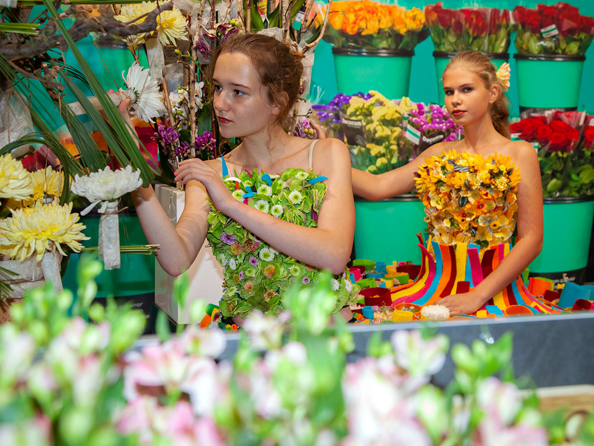 Flower Fair Moscow models on Thursd