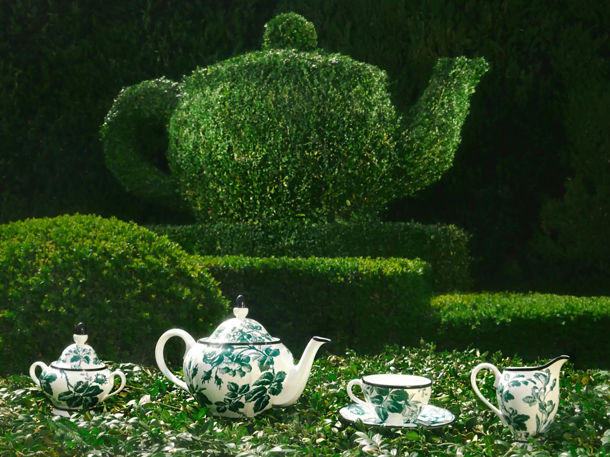 the-gucci-decor-collection-creates-a-botanical-garden-of-green-happiness-featured