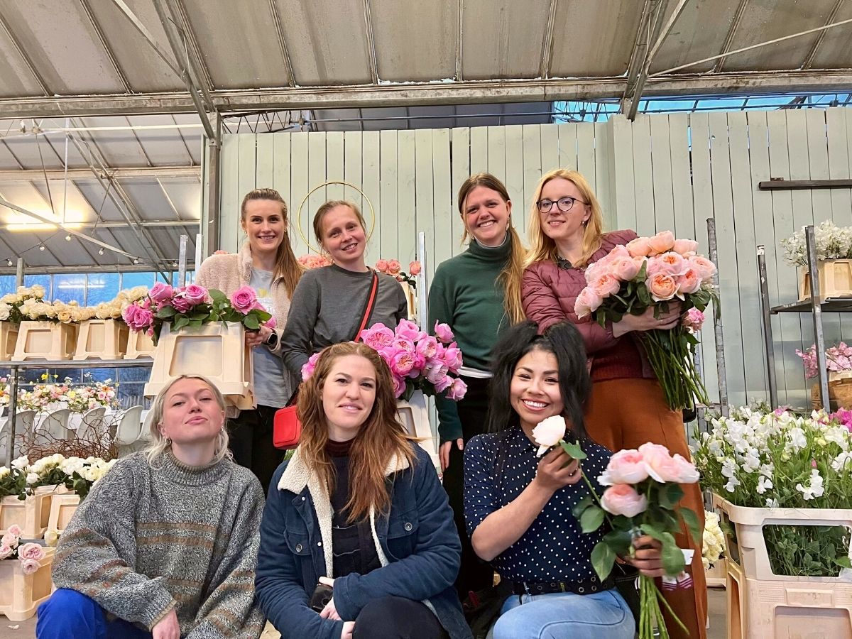 International Female Florist team with Katya Hutter on Thursd