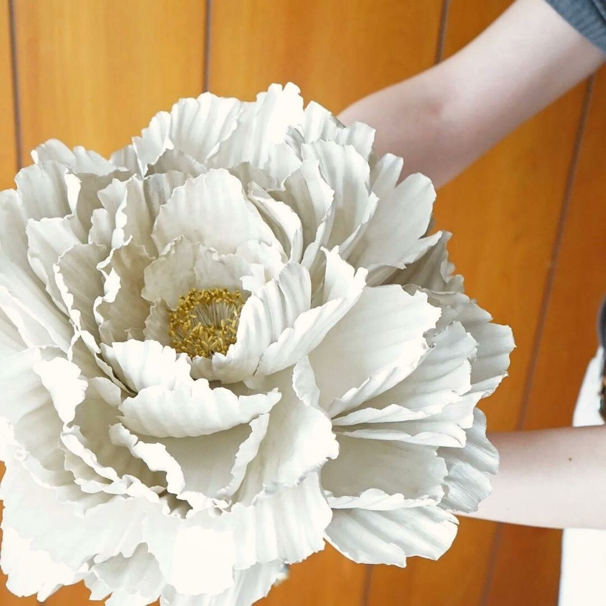 Giant white metal flower by metal sculptor Shota Suzuki on Thursd