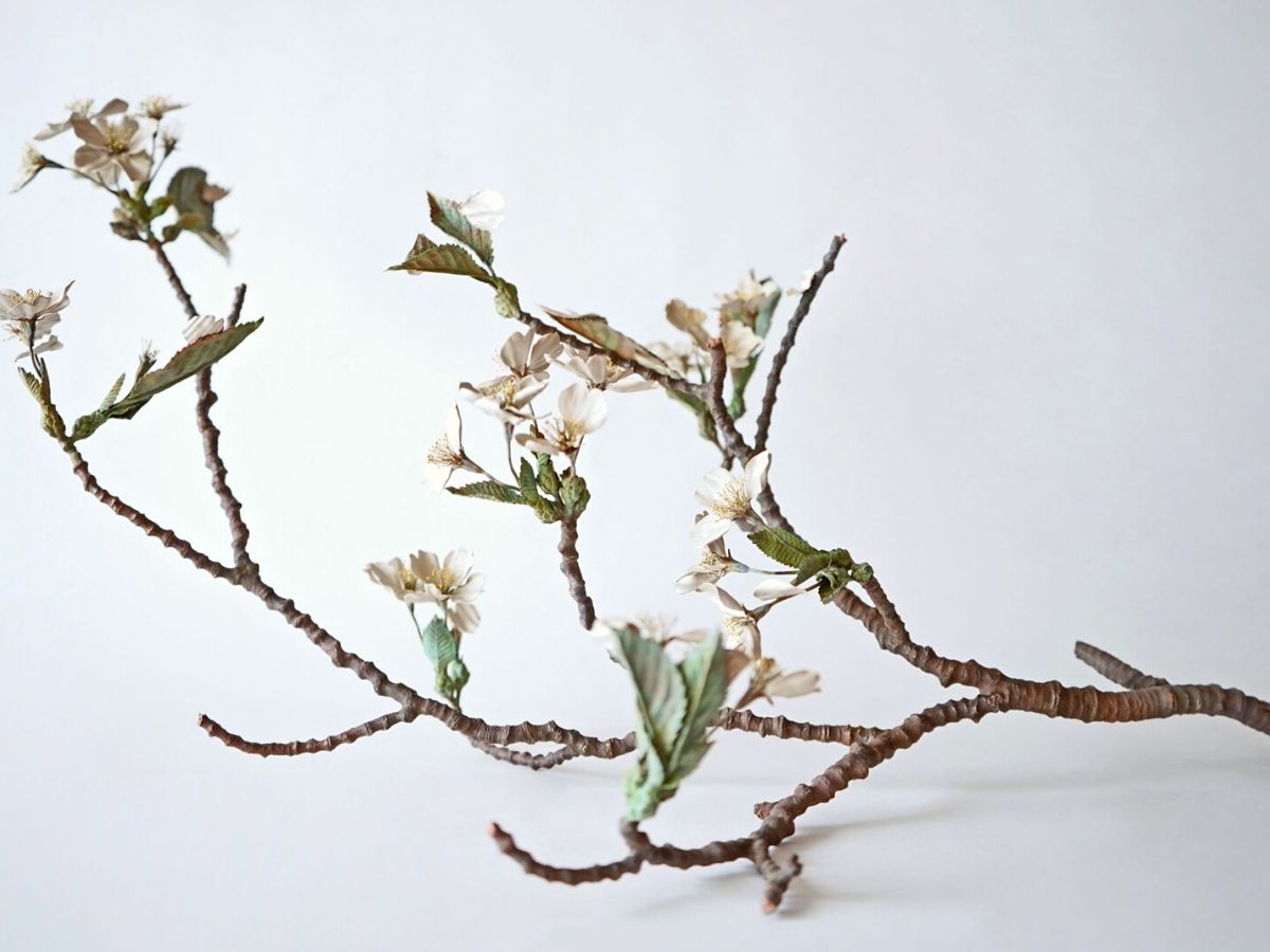 Shota Suzuki creates delicate flower metal sculptures on Thursd