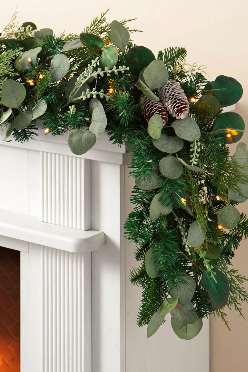 Fresh Christmas Greens and Greenery Garlands