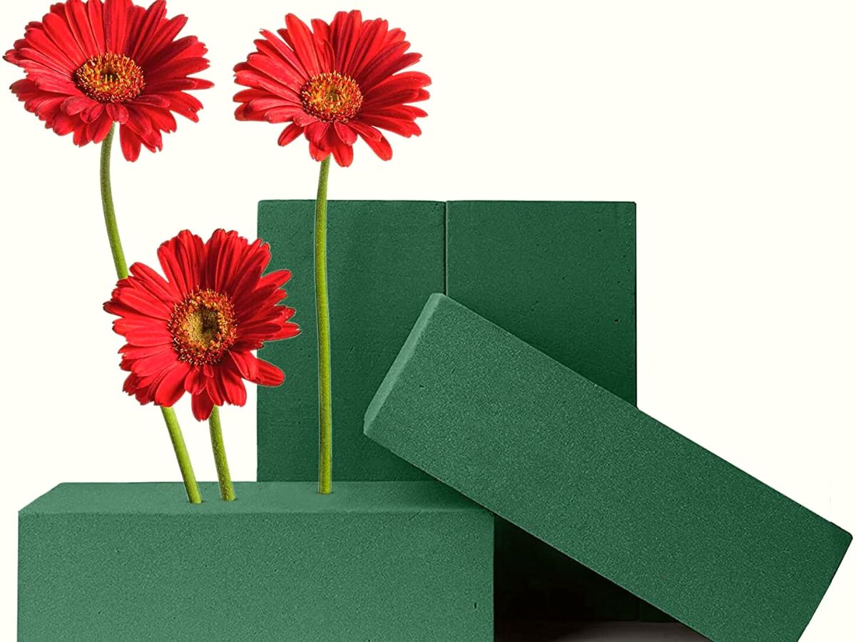 How to Use Floral Foam to Maximize the Life of Your Floral