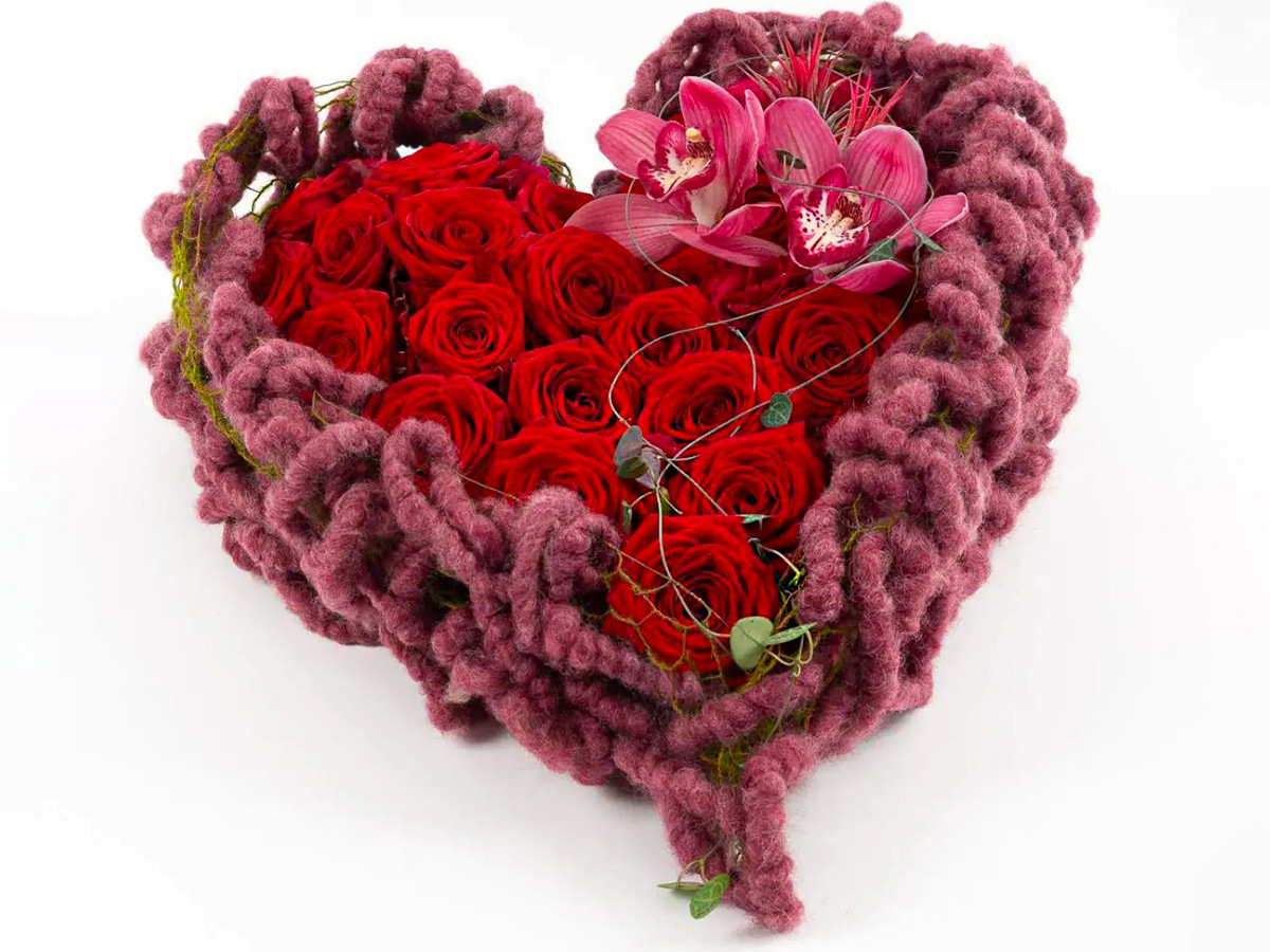 Valentine's Day Porta Nova Roses heart