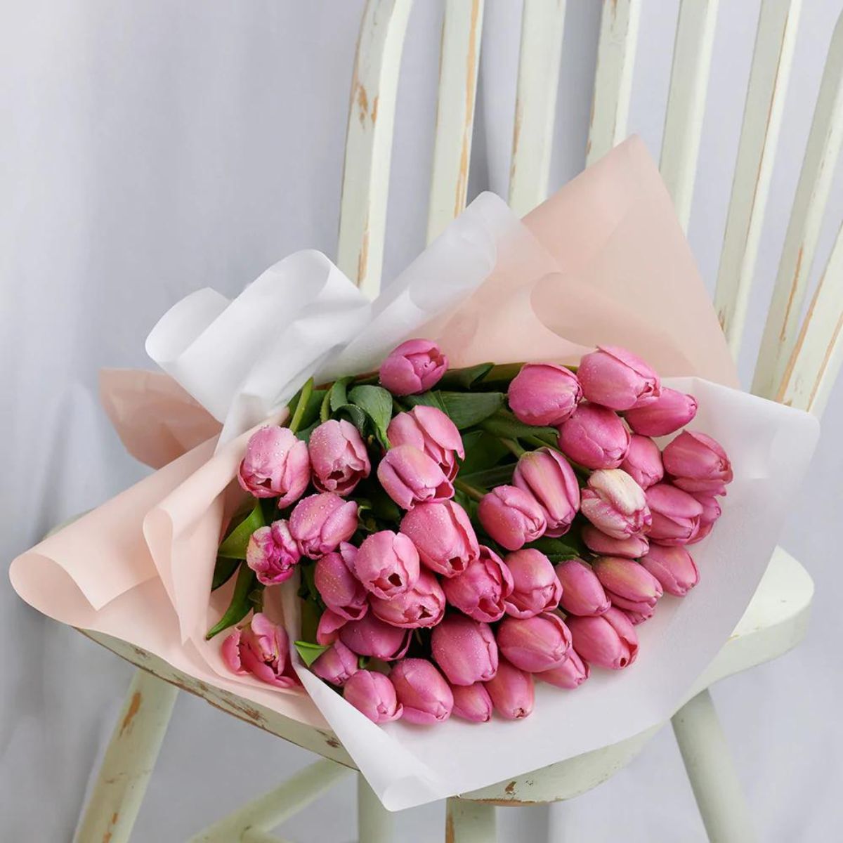 Tulips are one of the nine romantic flowers for vday