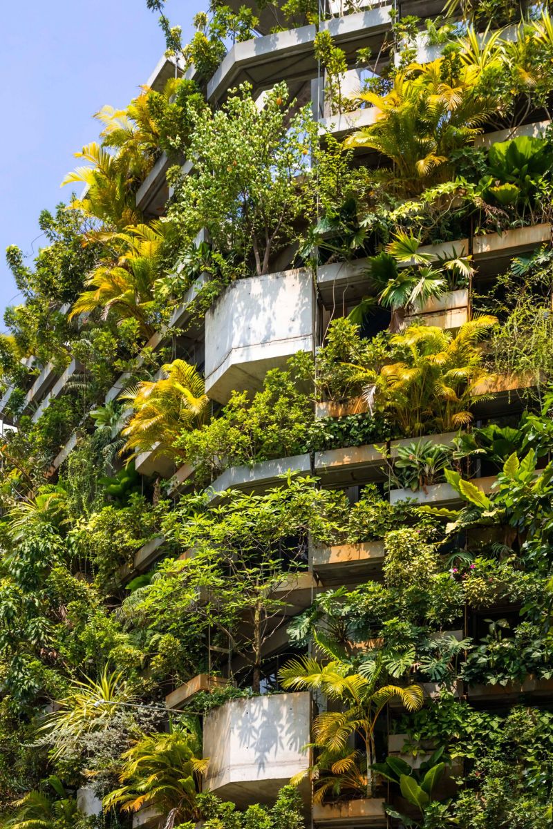 Vo Trong Nghia architects creates green urban office