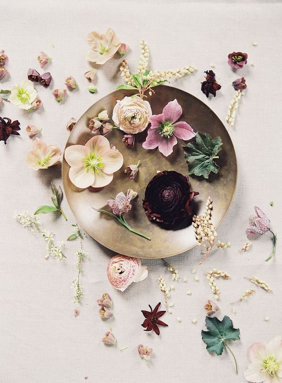 Wedding Sparrow - deconstructed bouquet of ranunculus, hellebore - wild florette on thursd