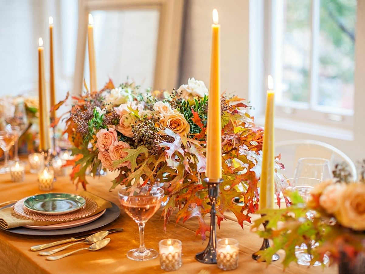 Thanksgiving flowers are one of the most popular during the year