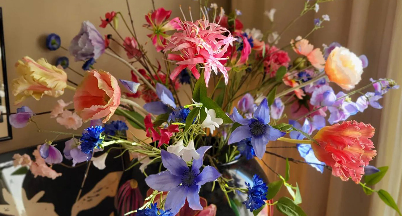 Bloom beej Tess florist on Thursd header