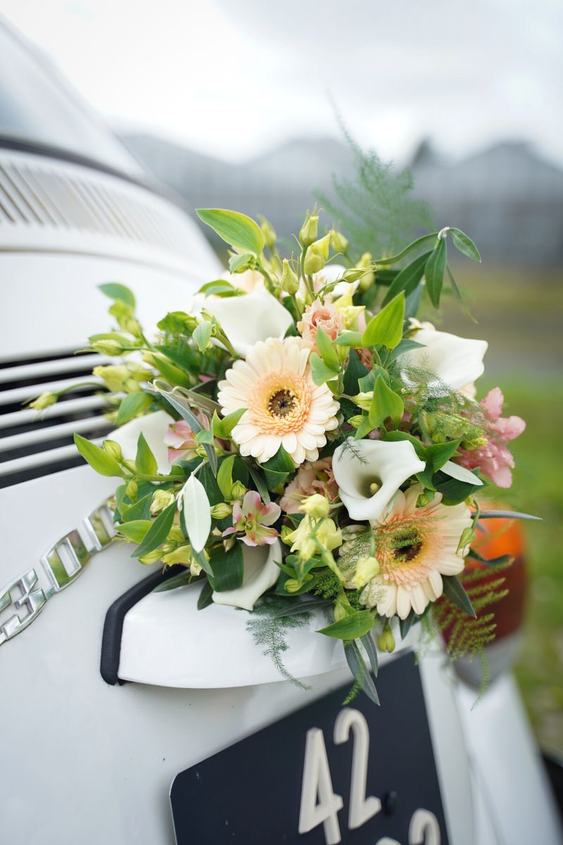 Gerbera flowers are the perfect wedding fit