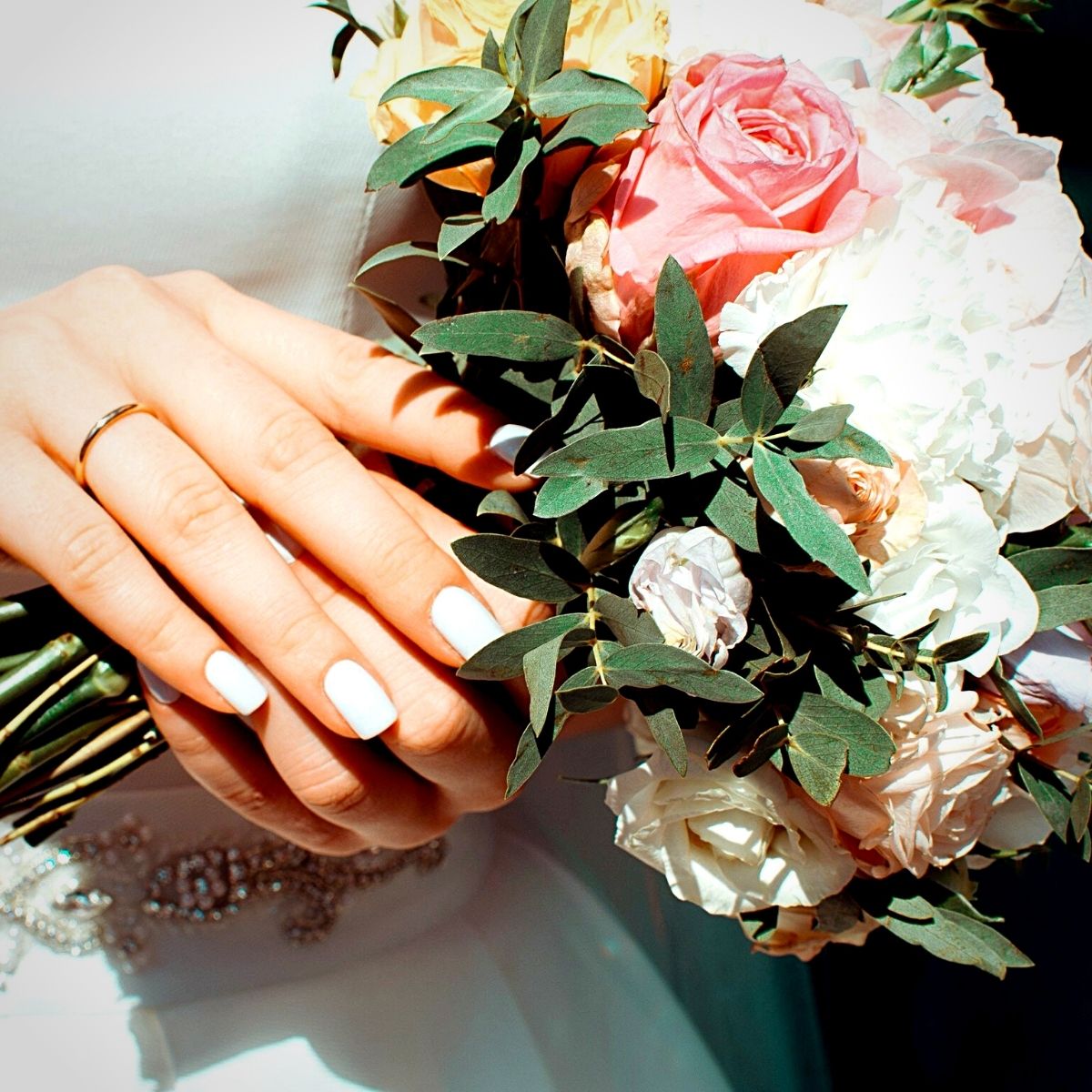 birth flowers bouquet