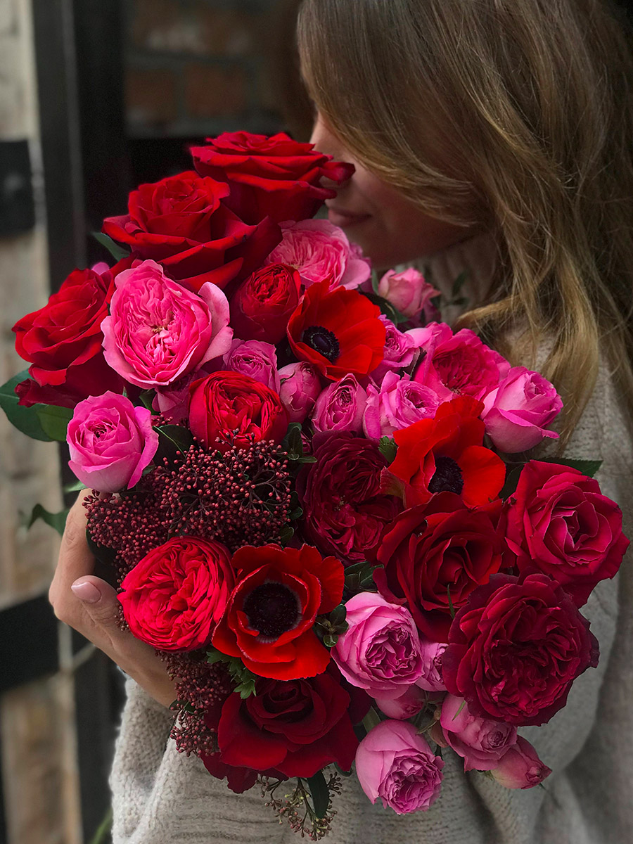 Pink and Red Roses Birth month flowers