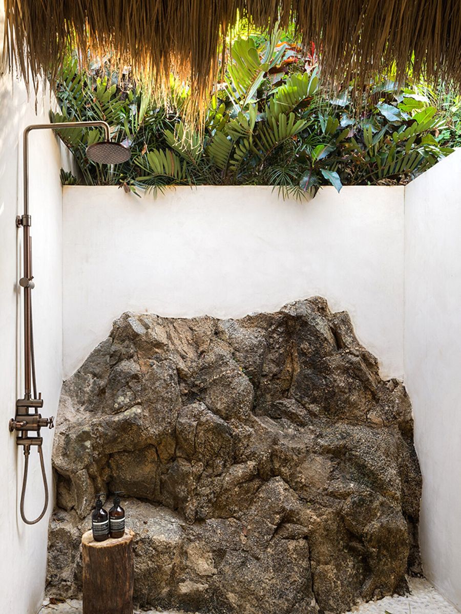 Villa Pelicano in Mexico features an amazing outdoor shower