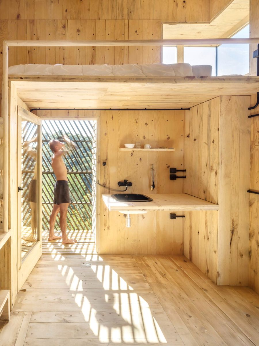 Sauna looking like outdoor shower in Spain