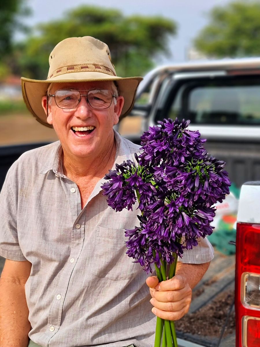 Andy De Wet Agapanthus Black Jack Plant of the year award goes to Agapanthus Black Jack