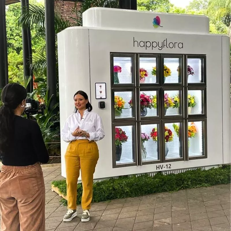 Hypervend flower vending machine