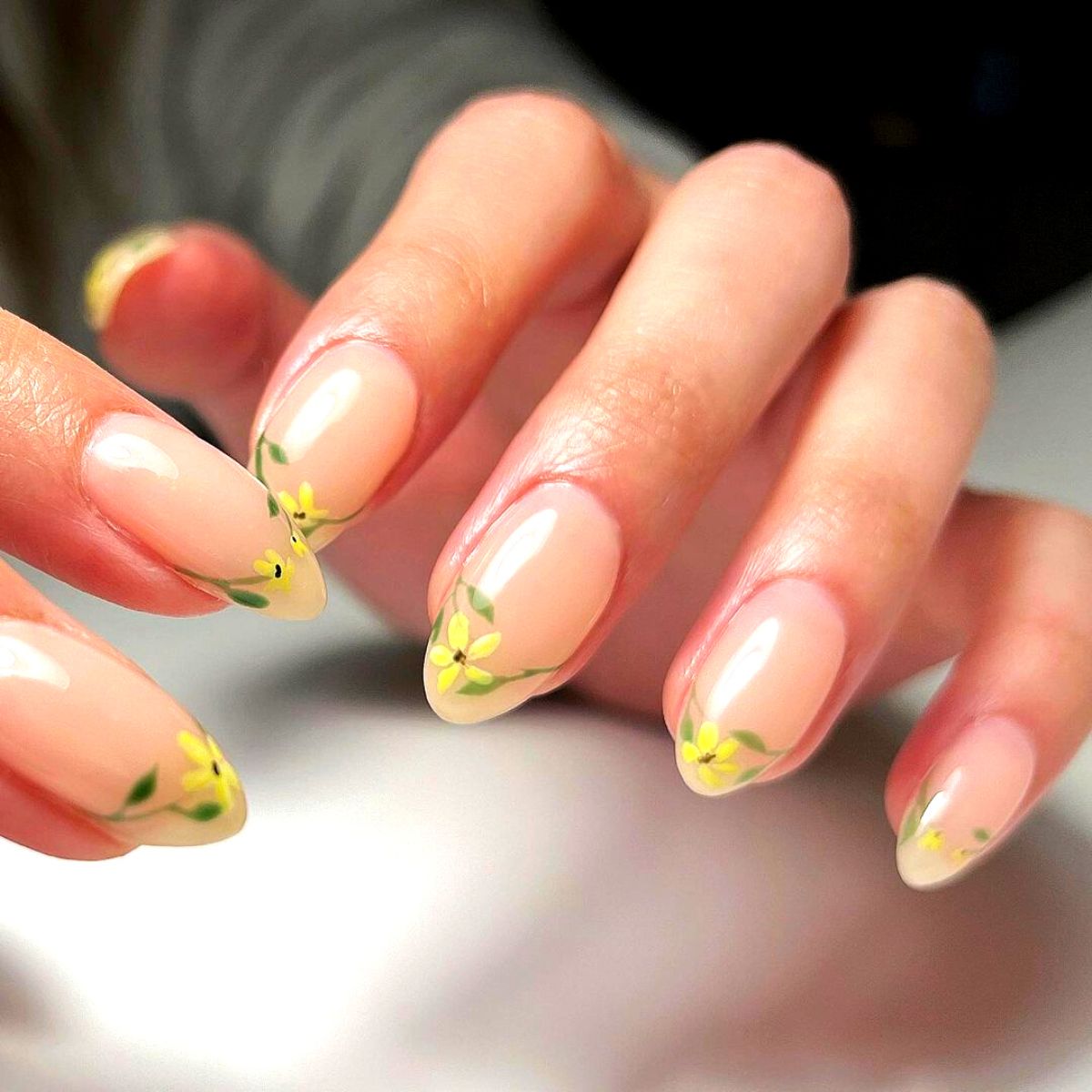 Floral Nail Art Is Very Trendy and Here Are 10 Inspirational