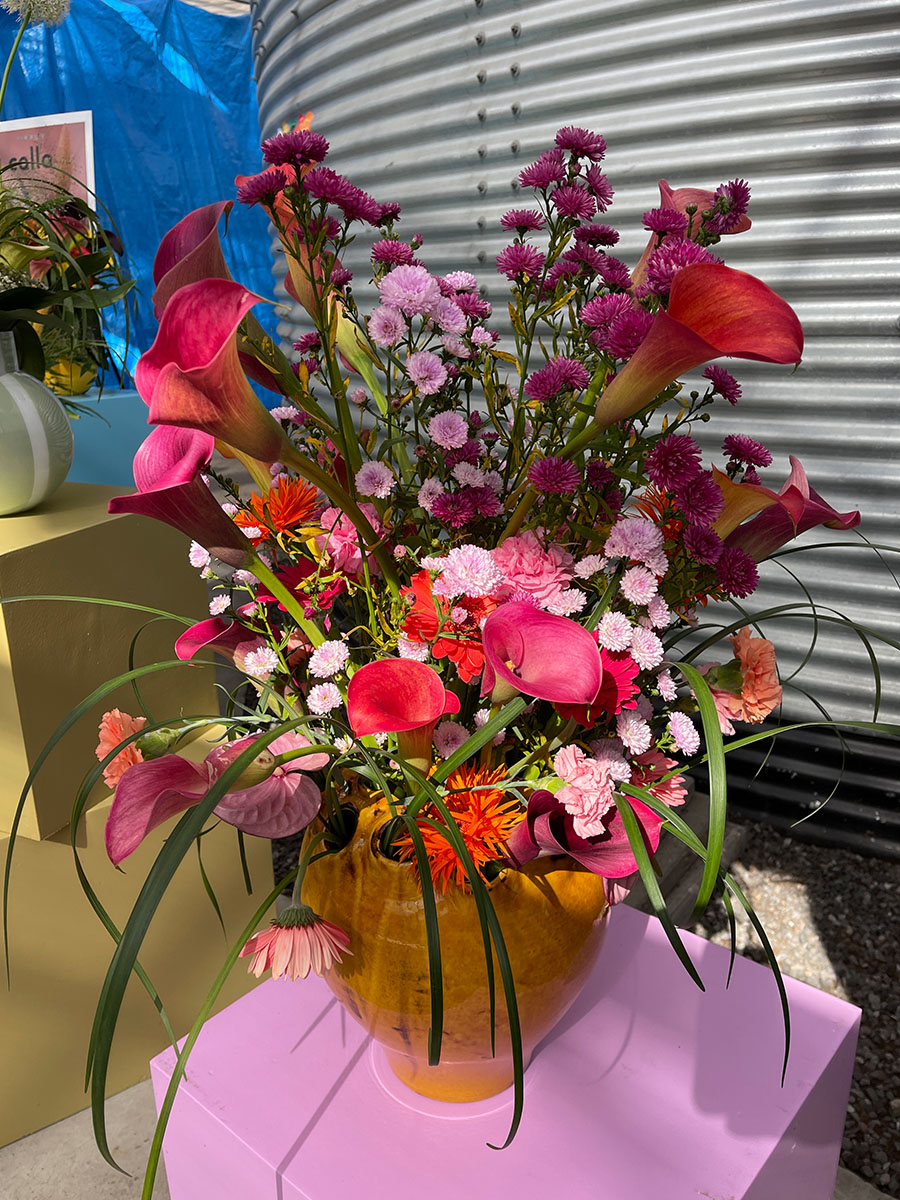 Calla Arrangement at Kapiteyn