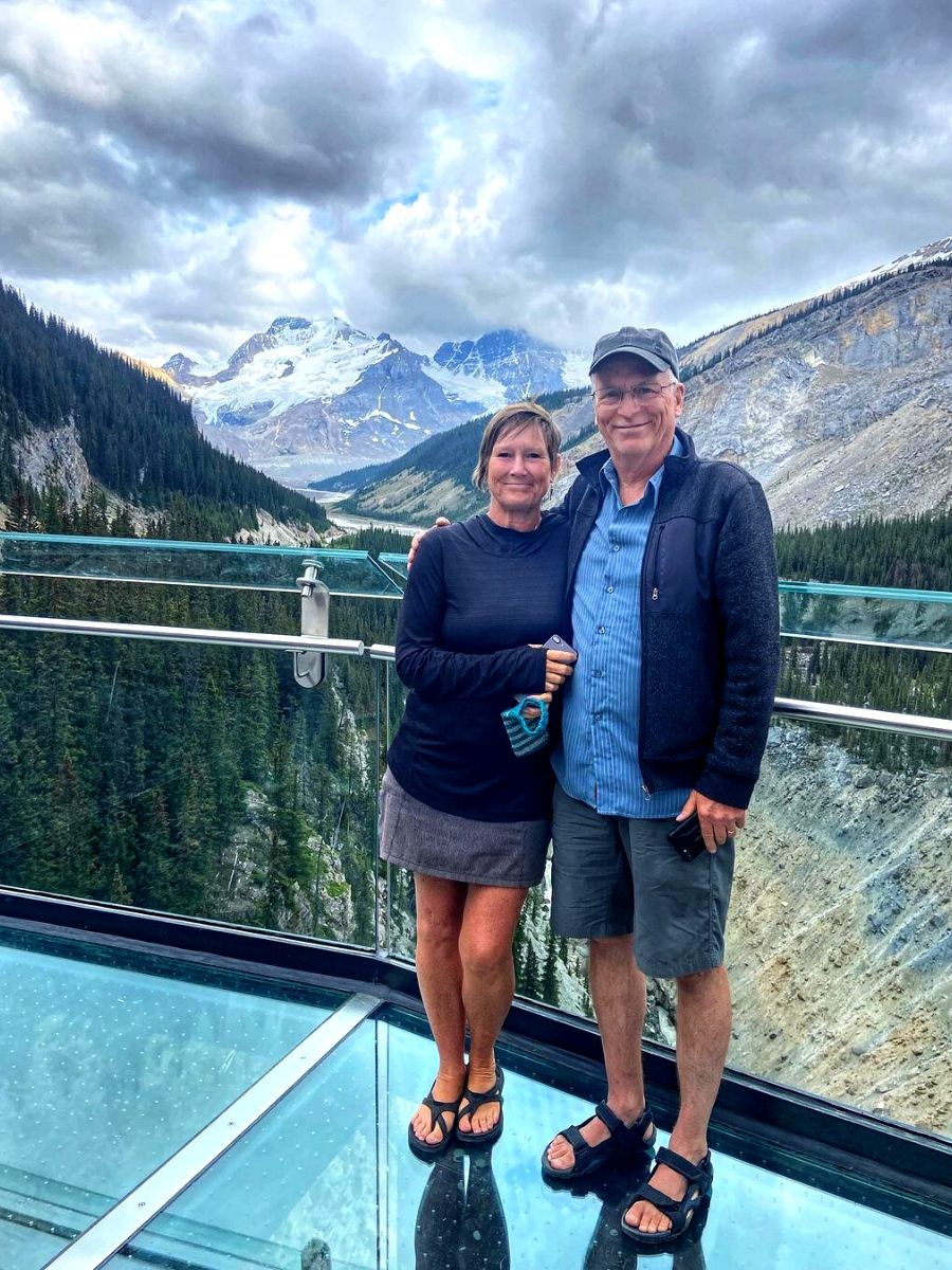 Happy people at the Icefield Skywalk