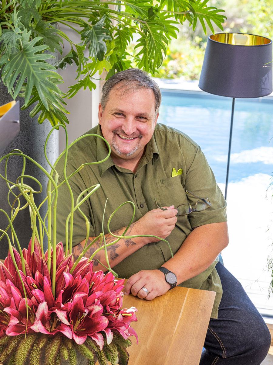 Erko Feigl with Bredefleur lilies