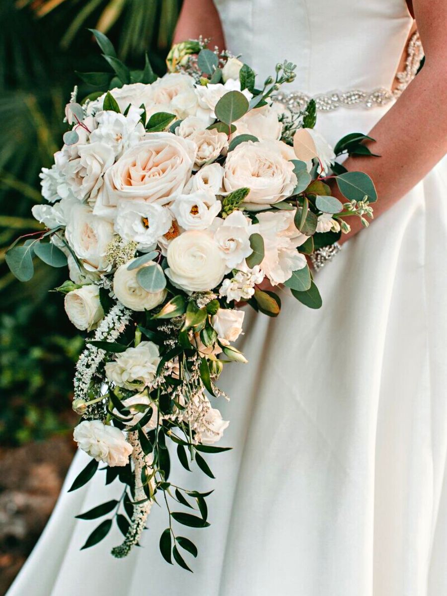 Erin McLearys wedding design work with flowers