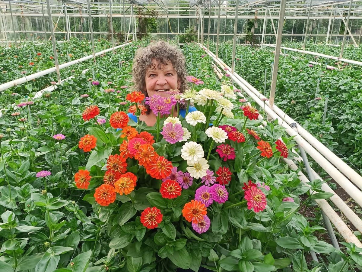 Petri Rijsdijk at Maurits Keppel Making Bouquets