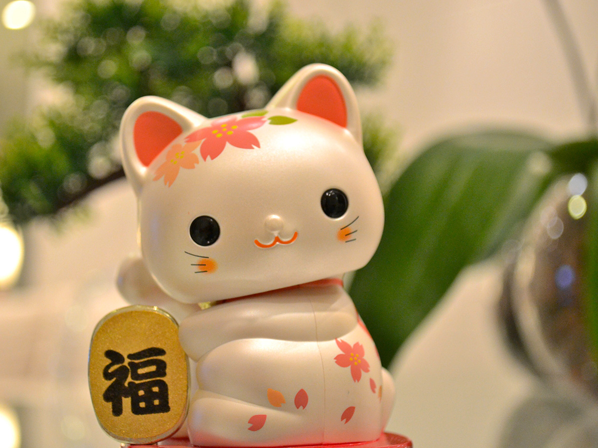 Maneki-Neko feng shui cat