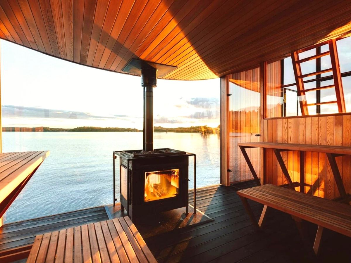 Created by Sandellsandberg this is a sauna with a lake view