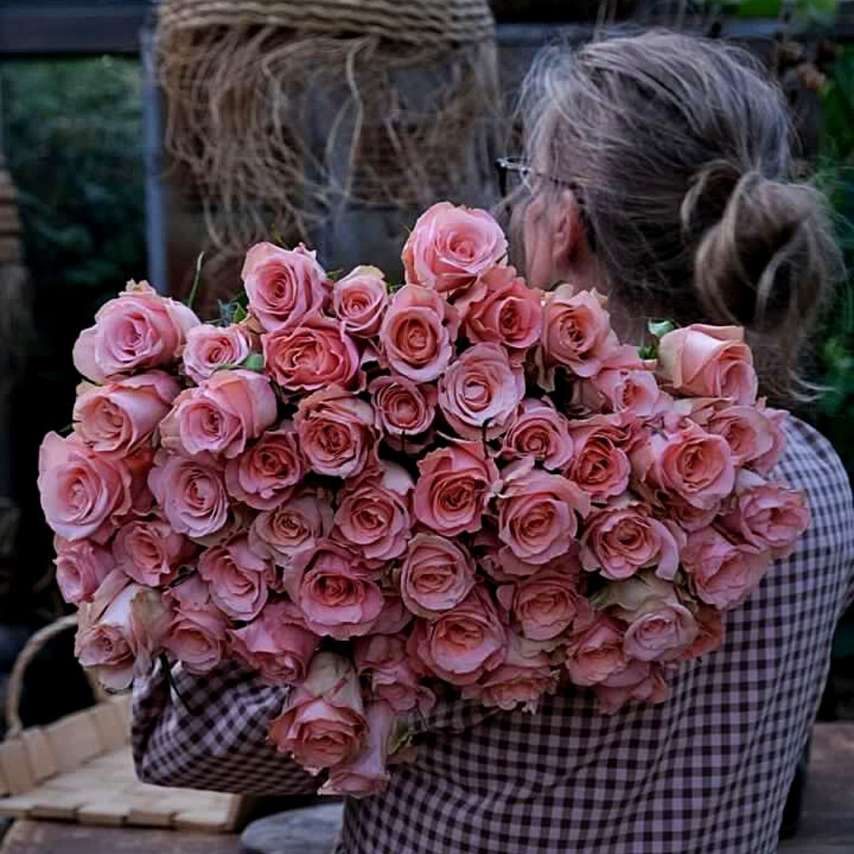 big bouquet of roses tumblr