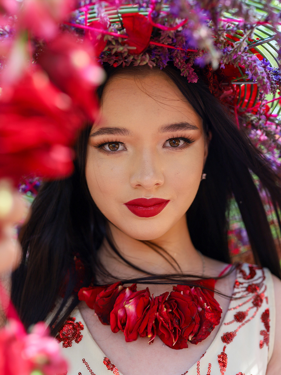 Petr Anokhin red flower necklace model