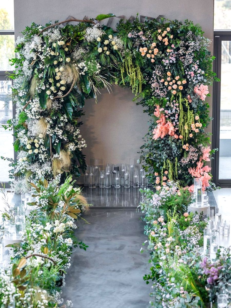 Beautiful flower aisle by Anne Jang