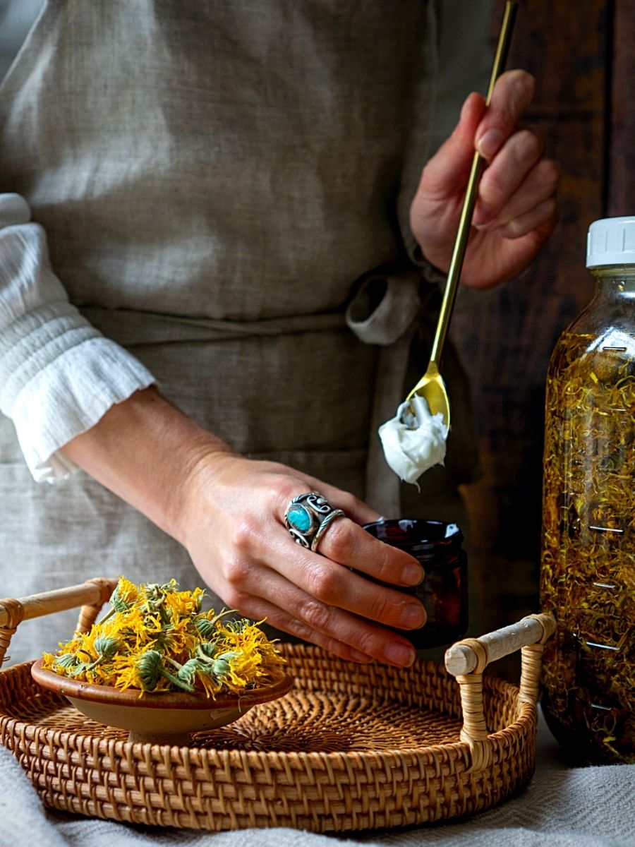 Flowers in Traditional Herbal Medicine