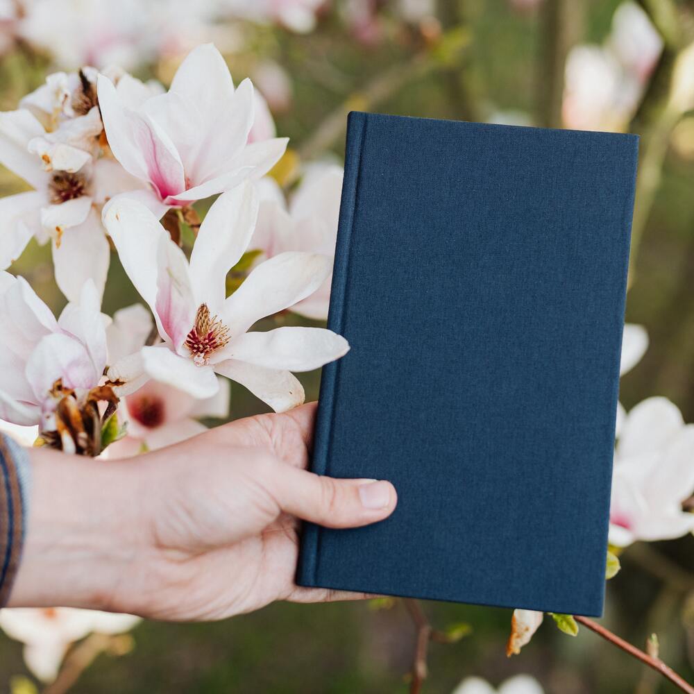 Boost mental health with flowers