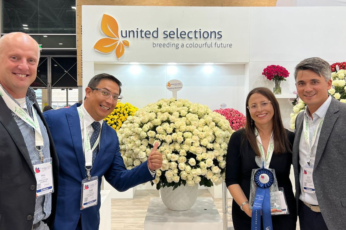 Paul de Bruin, Hugo Cifuentes, Sandra Espinel and Jelle Posthumus from United Selections at proflora 2023
