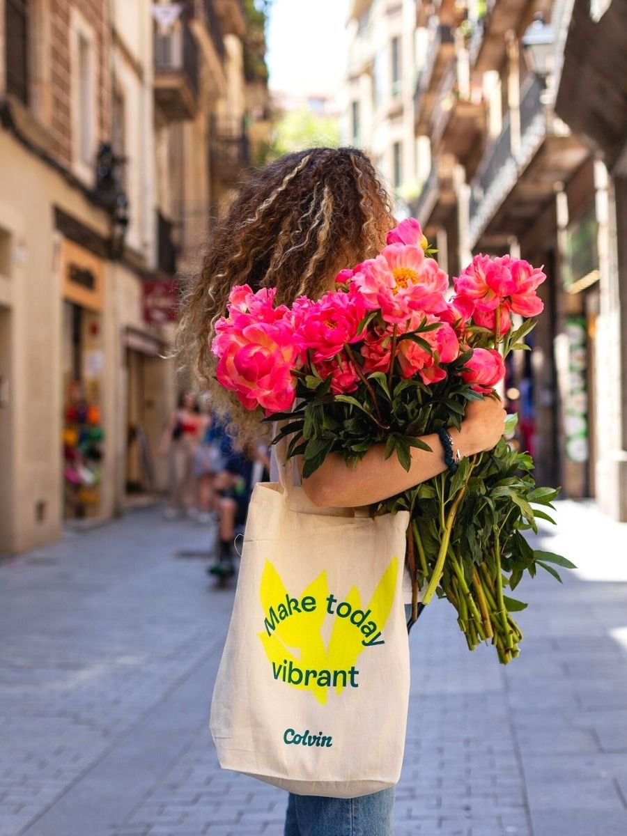 La empresa de regalos Colvin quiere cambiar la forma en que vemos las flores y las plantas