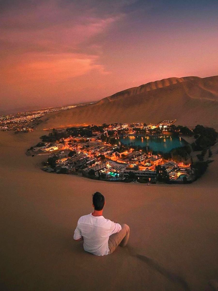 Huacachina Oasis during the night