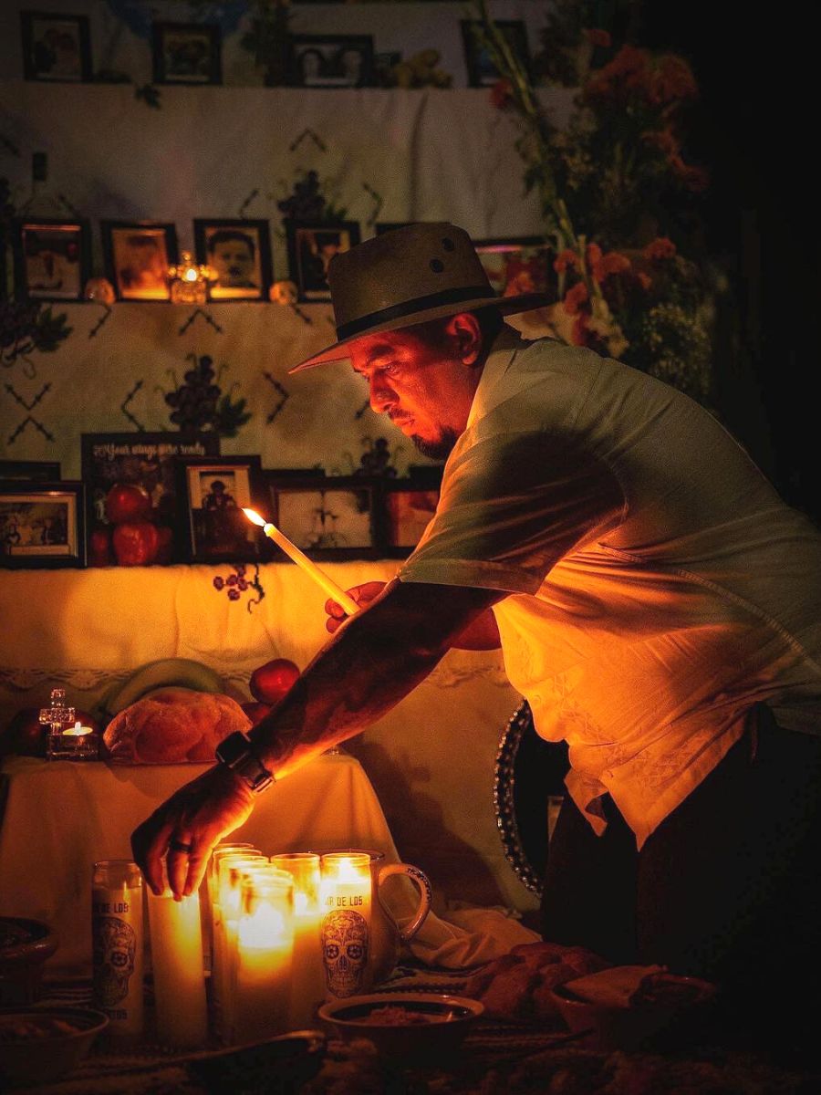 Traditions of lighting candles for Day of the Dead