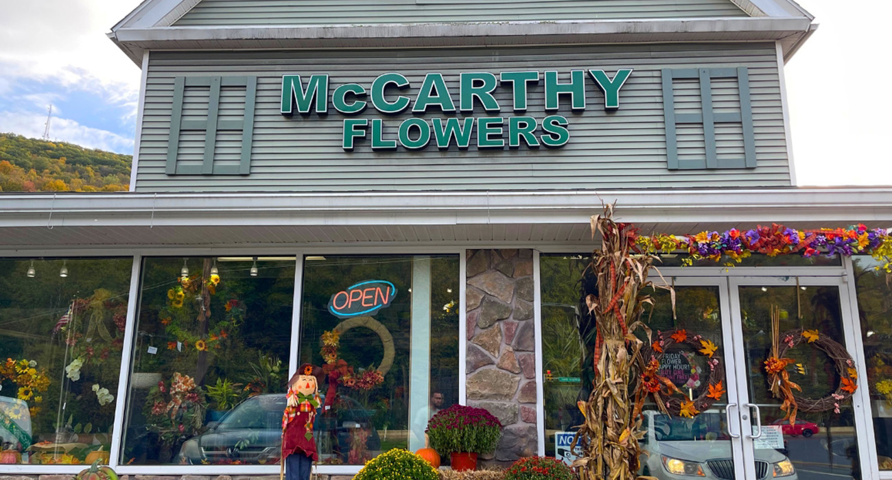 McCarthy Whites Flowers florist on Thursd header