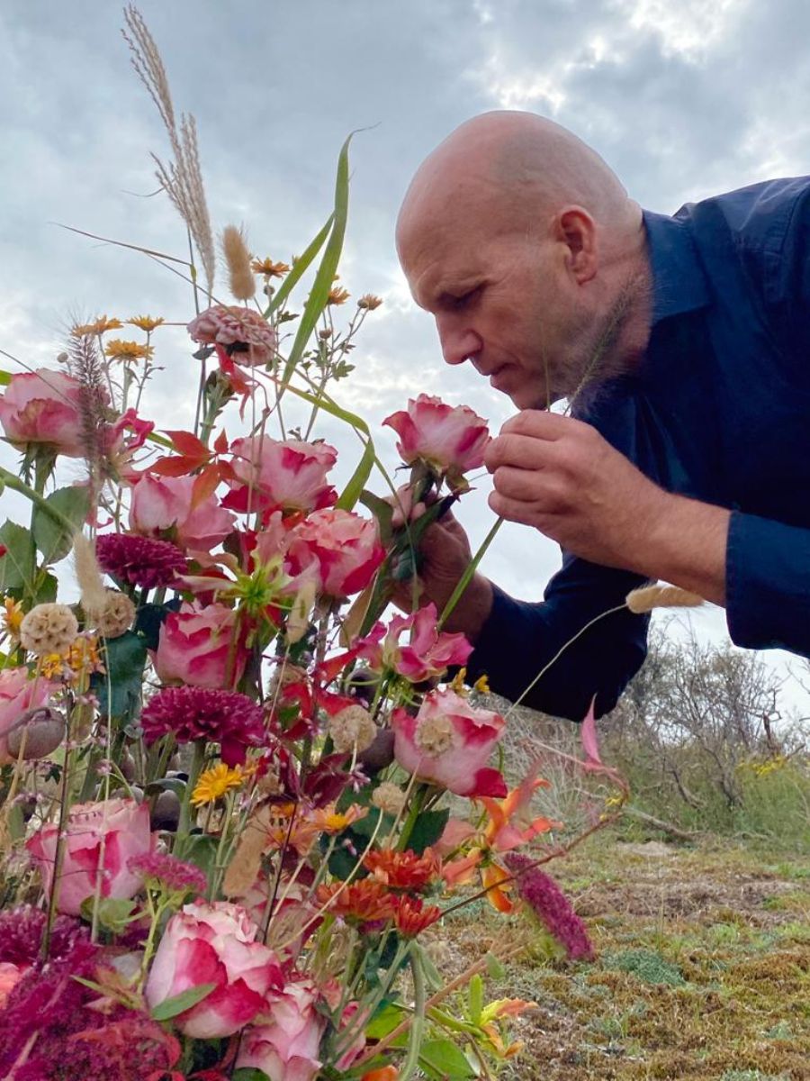 Rose Capriola in a Natural Arrangement by Anton van Duijn 