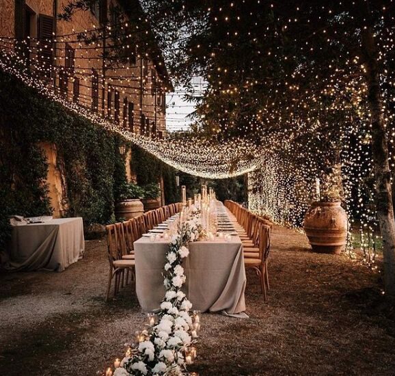 Inspiration 5 Star Wedding Directory Credit Planning @miiaeventsflowers Lighting @kaleydo.official Floral @floralia_event_design Photo @cice_ramella