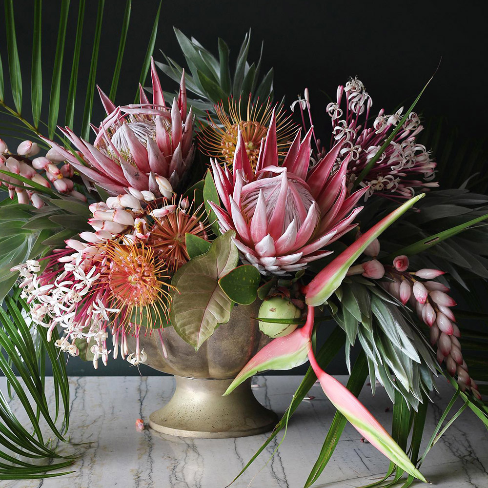Bouquet with King Protea and orange nutans