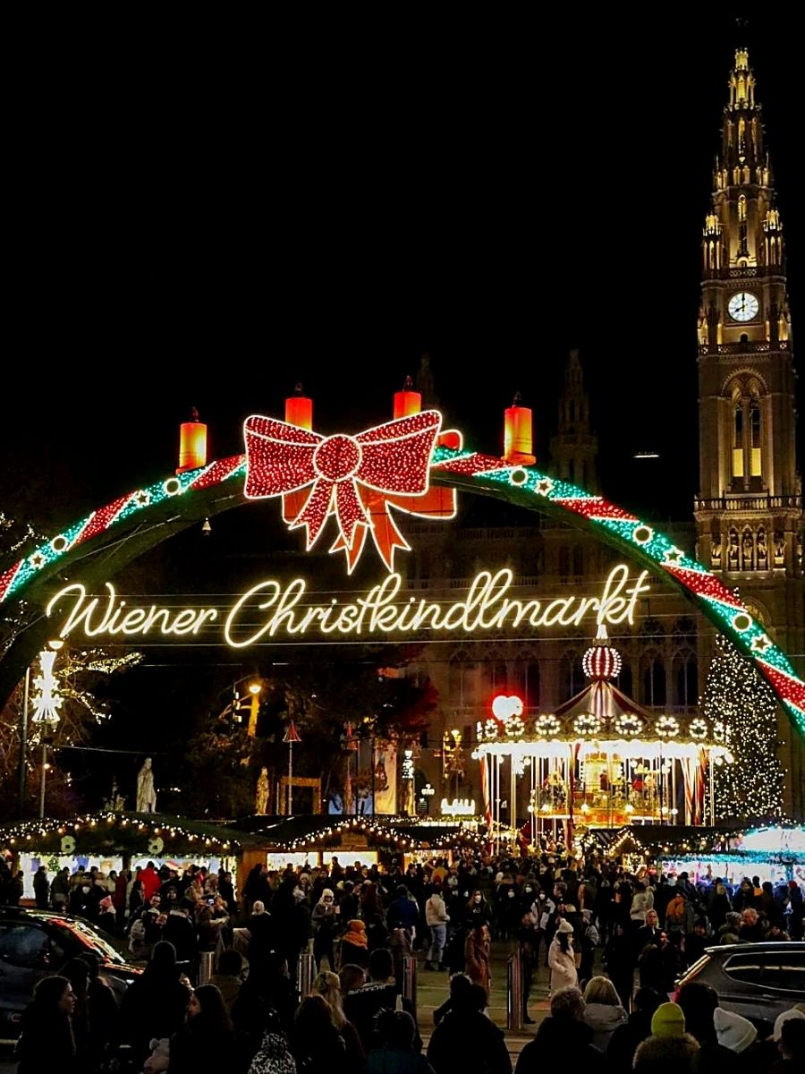 Best Christmas Markets Around the World